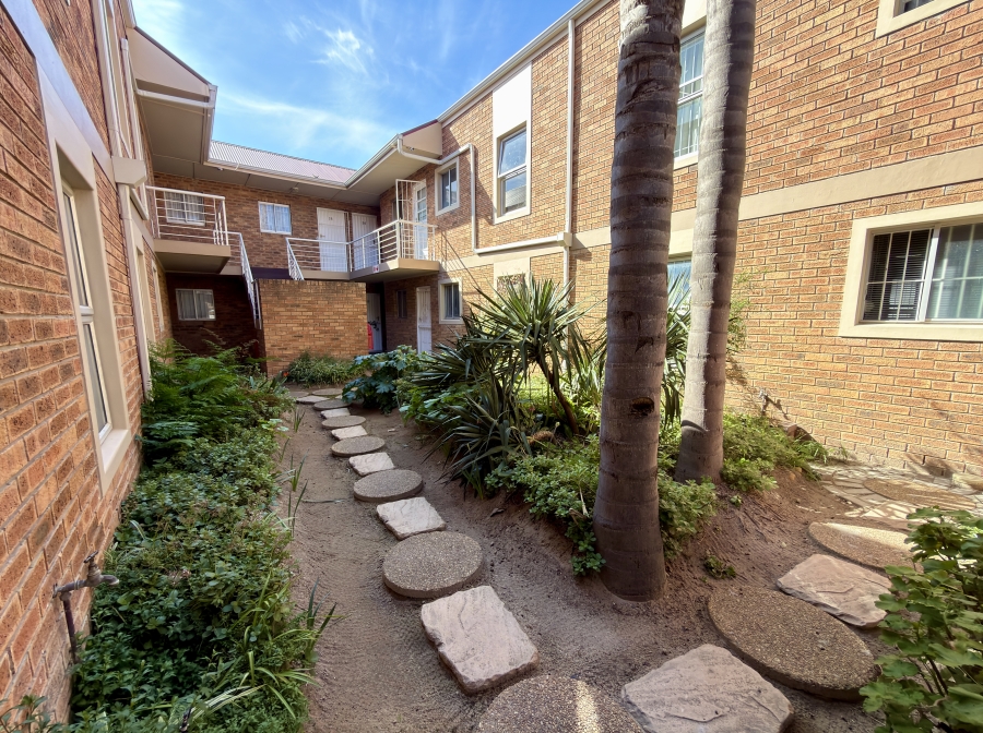 2 Bedroom Property for Sale in Durbanville Western Cape